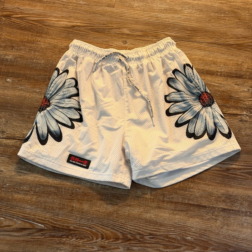 Village Hidden In Iron Mesh Shorts